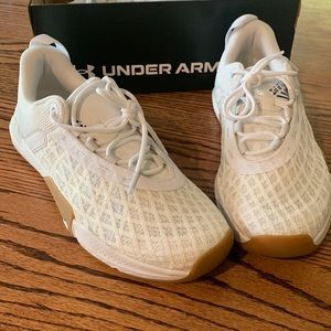 W TriBase Reign 5 Under Armour Shoe